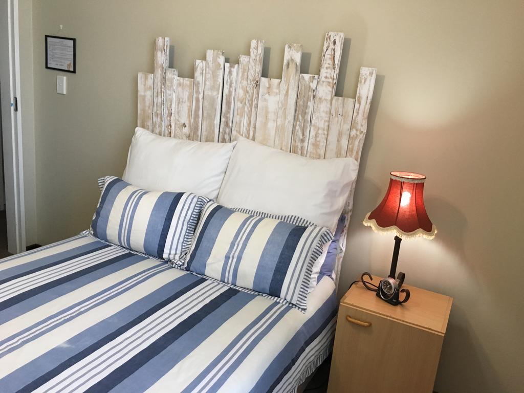 Eden Rose Manor B&B Ла Мерси Екстериор снимка